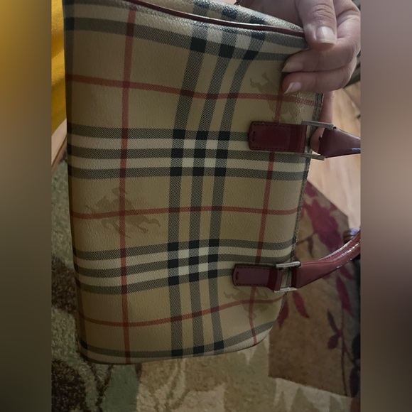 Burberry Boston Bag - Picture 2 of 9